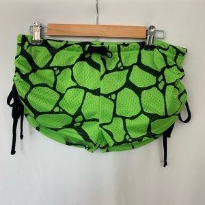 Women’s L shorts by Made Right